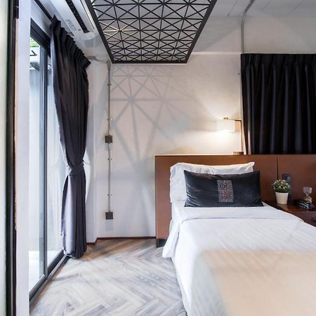 Ir-On Hotel Бангкок Номер фото